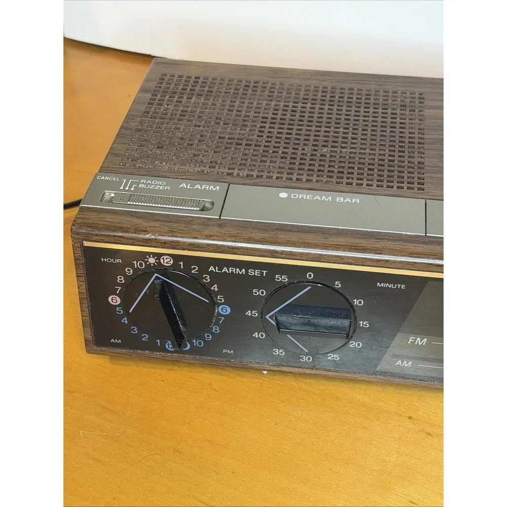 VTG Sony EZ-4 Dream Machine AM FM Digital Alarm Clock Radio Wood Tested Works